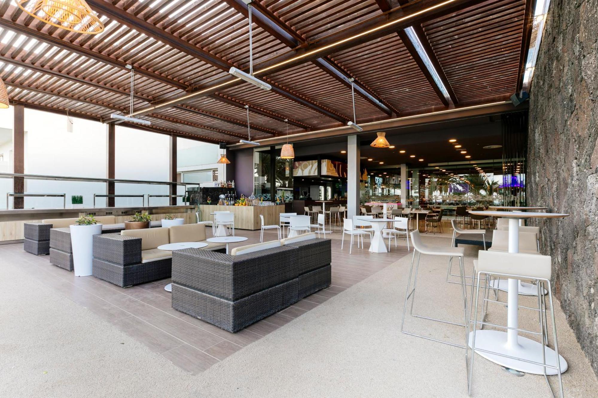 Hd Beach Resort กอสตา เตกีสเซ ภายนอก รูปภาพ