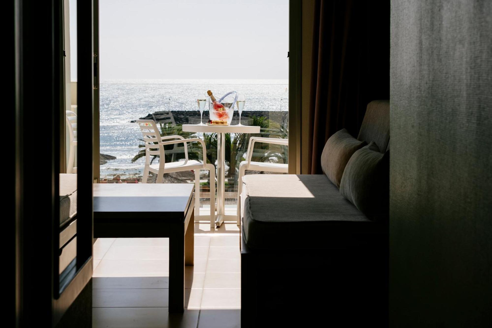 Hd Beach Resort กอสตา เตกีสเซ ภายนอก รูปภาพ
